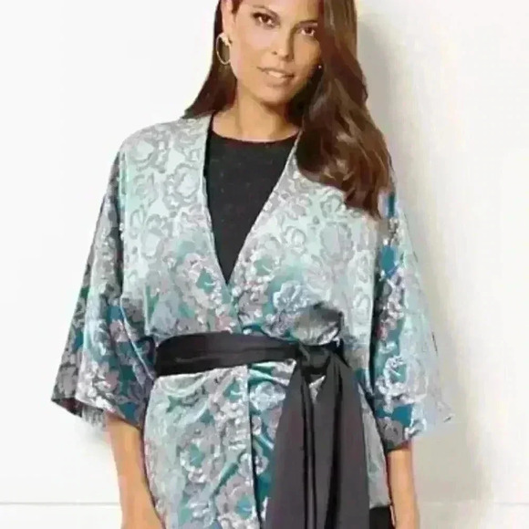 Embellished Kimono Jacket - Size M - Picture 1 of 3